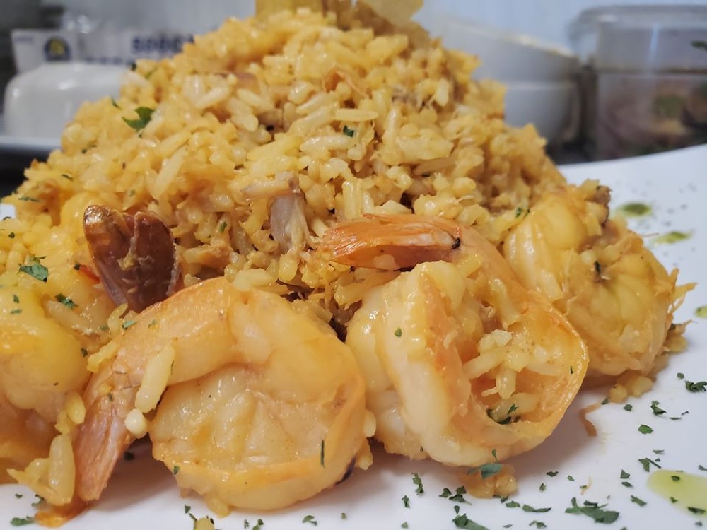 Arroz con jueyes y camarón